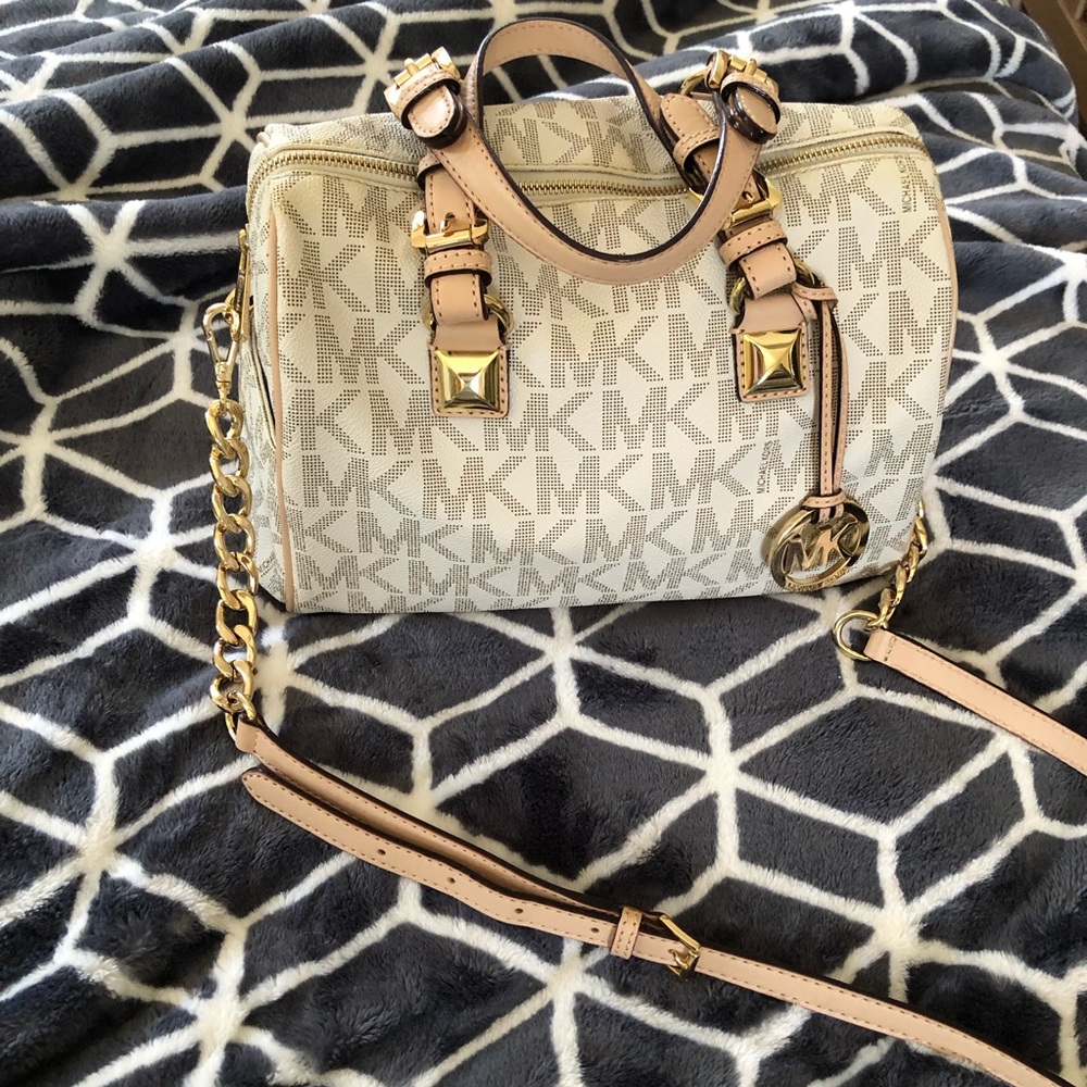 Michael Kora Grayson Chain Satchel in Vanilla
